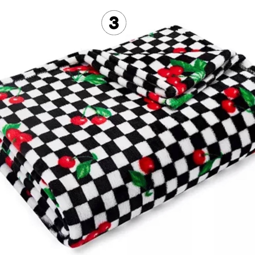 Betsey Johnson Throw